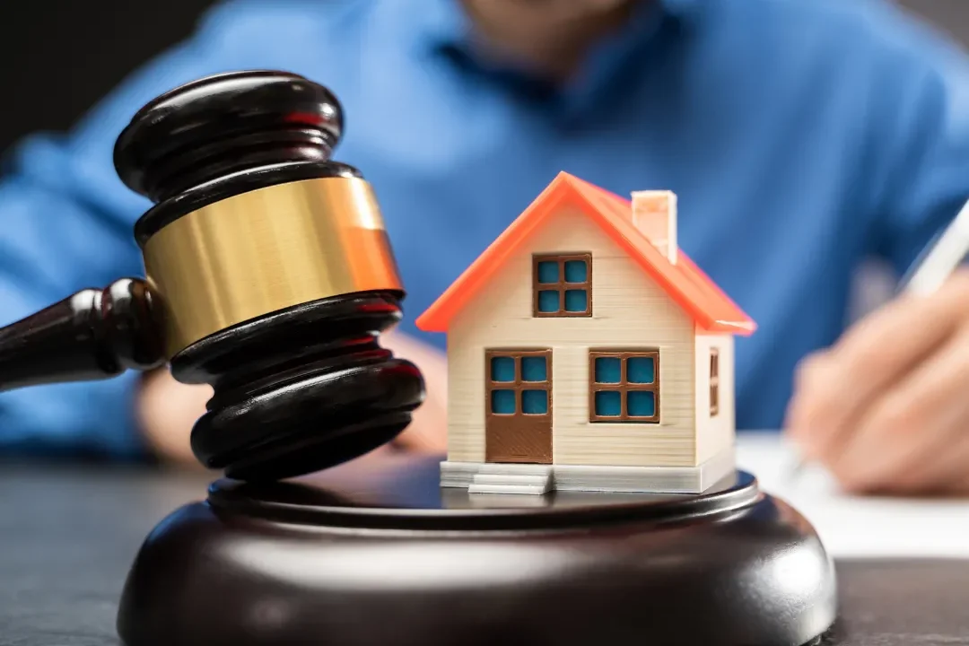 Why Commercial Real Estate Law Differs Completely From Residential